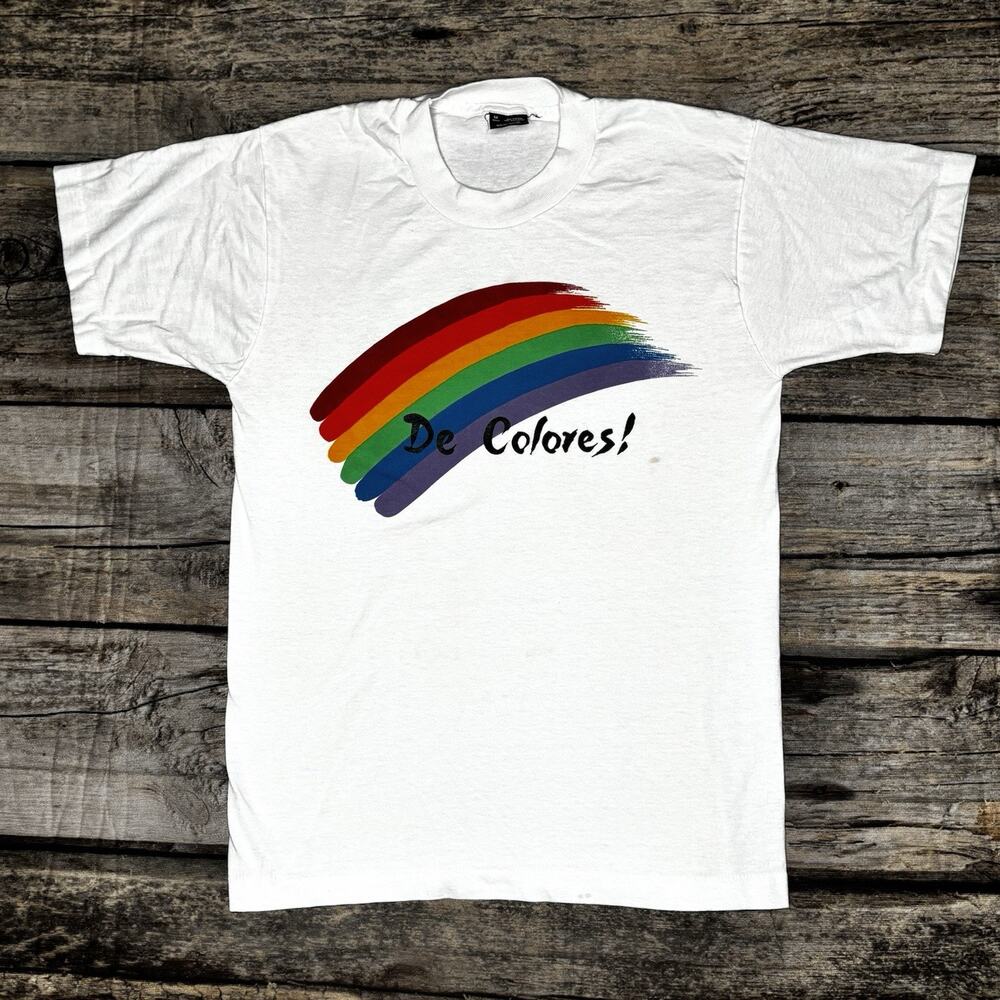 VTG De Colores Rainbow Tee Single Stitch Fruit Of The Loom Best USA Medium 90s